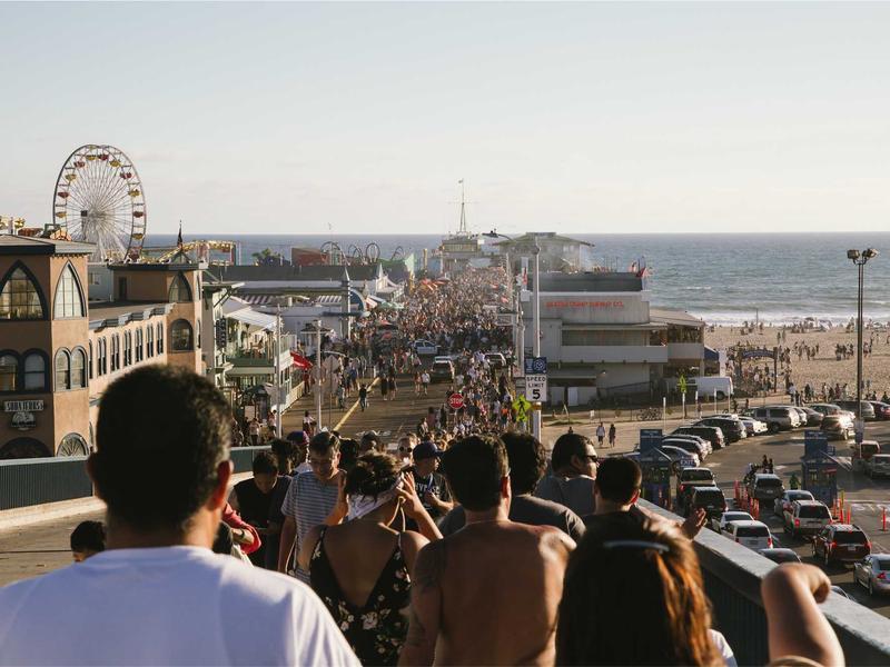 مفرش طاولة ماكراميه